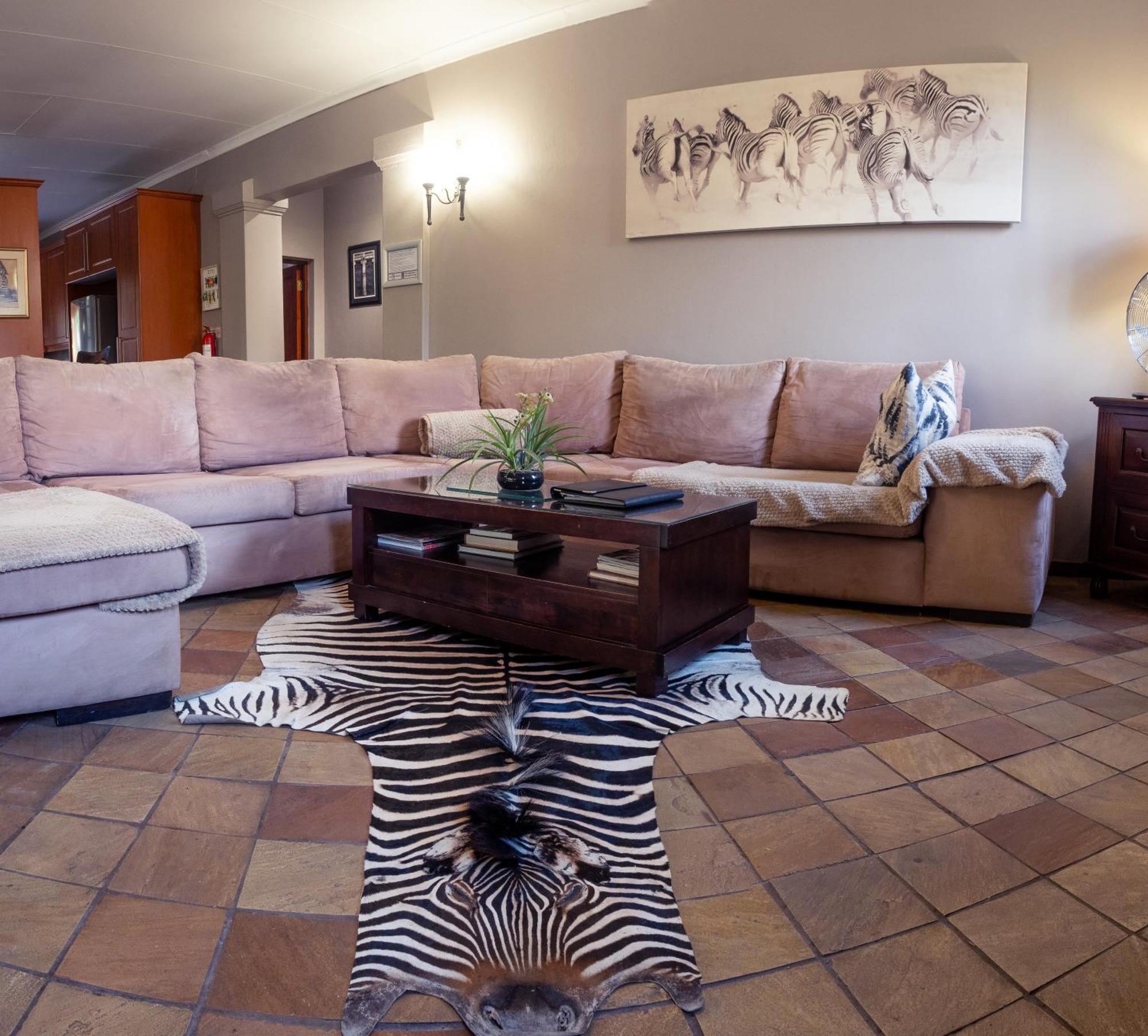 Tuareg Guest House Мидранд Экстерьер фото